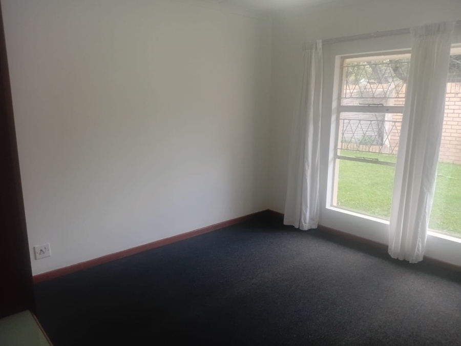 To Let 1 Bedroom Property for Rent in Vincent Eastern Cape